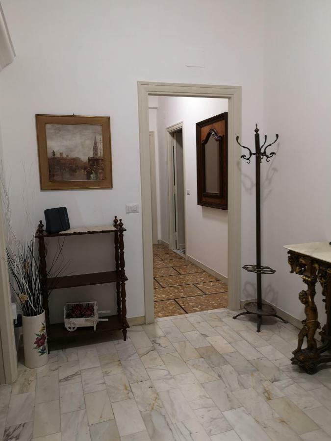 La Casa Di Chiara Lägenhet Rom Exteriör bild