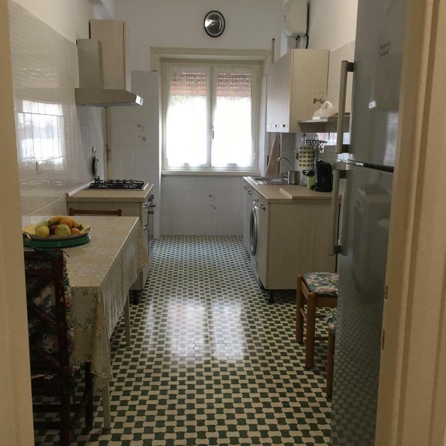 La Casa Di Chiara Lägenhet Rom Exteriör bild