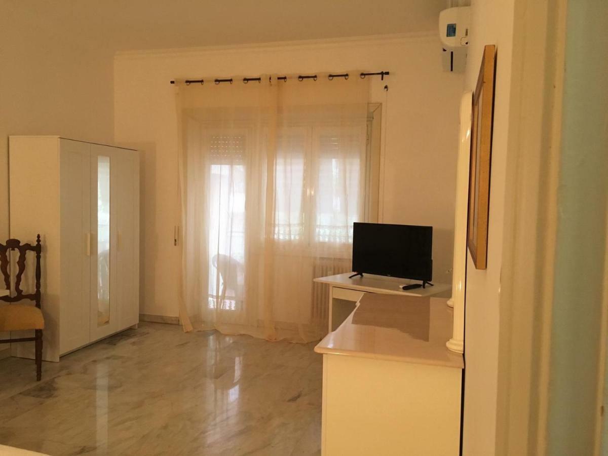 La Casa Di Chiara Lägenhet Rom Exteriör bild
